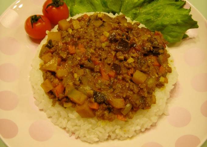 A picture of Mild Dry Curry with Chunky Vegetables.