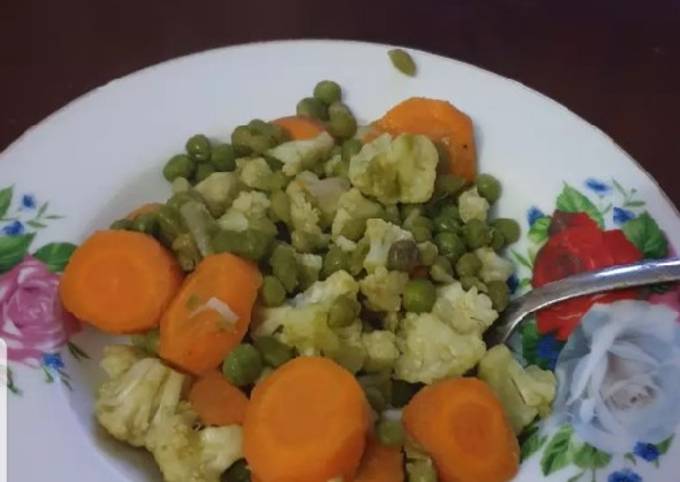 A picture of Boiled veggies#weekly challenge.