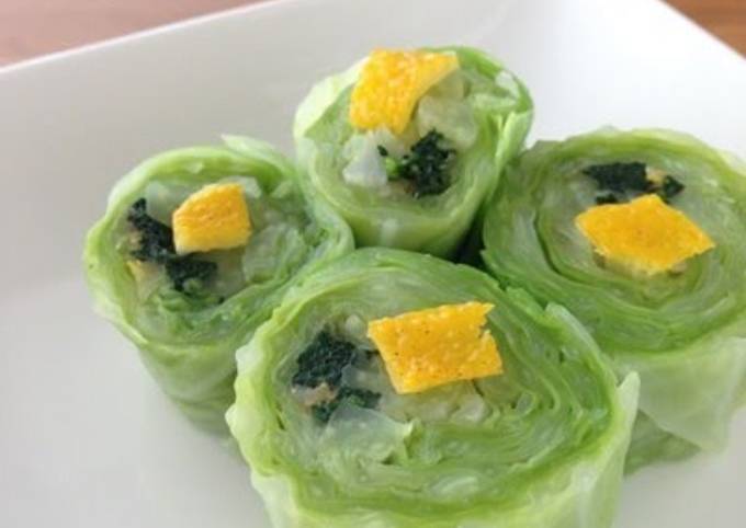 A picture of For Bentos! Leafy Vegetable, Yuzu and Bonito Flake Rolls.