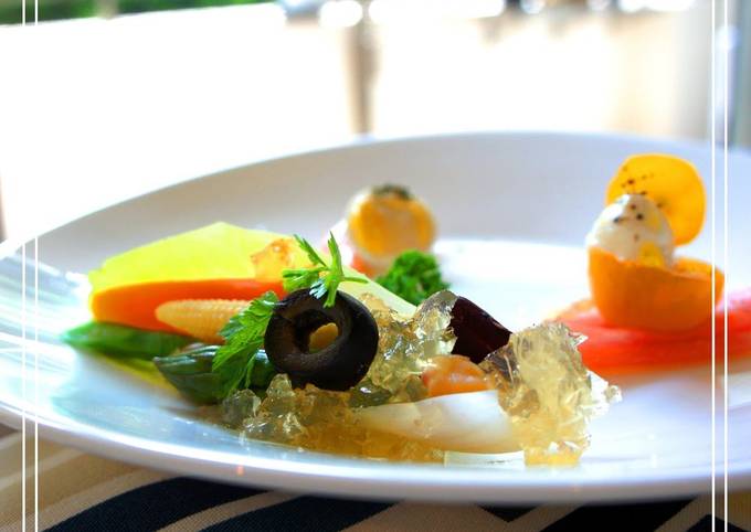 A picture of Early Summer Appetizer Chicory and Vegetable Bouquet.