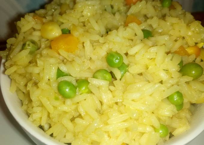 A picture of Simple vegetable rice.