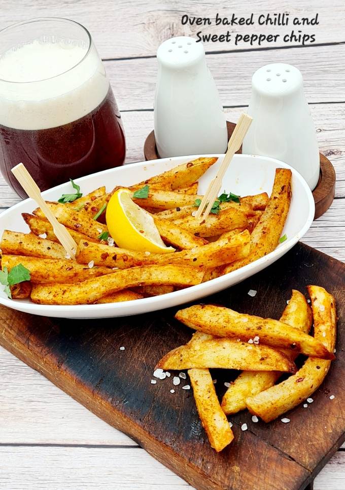 A picture of My oven baked Chilli and Sweet pepper chips.