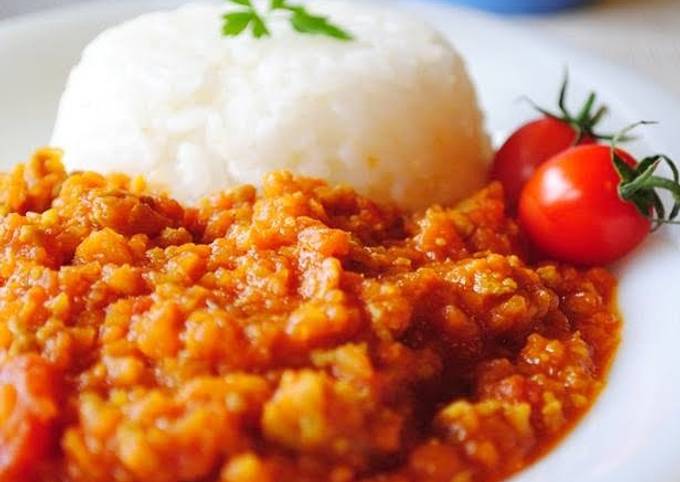 A picture of Vegetable-Packed Keema Curry.