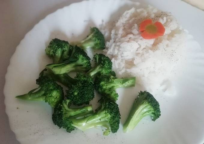 A picture of Rice in vegetables #5orlessingredientscontest.