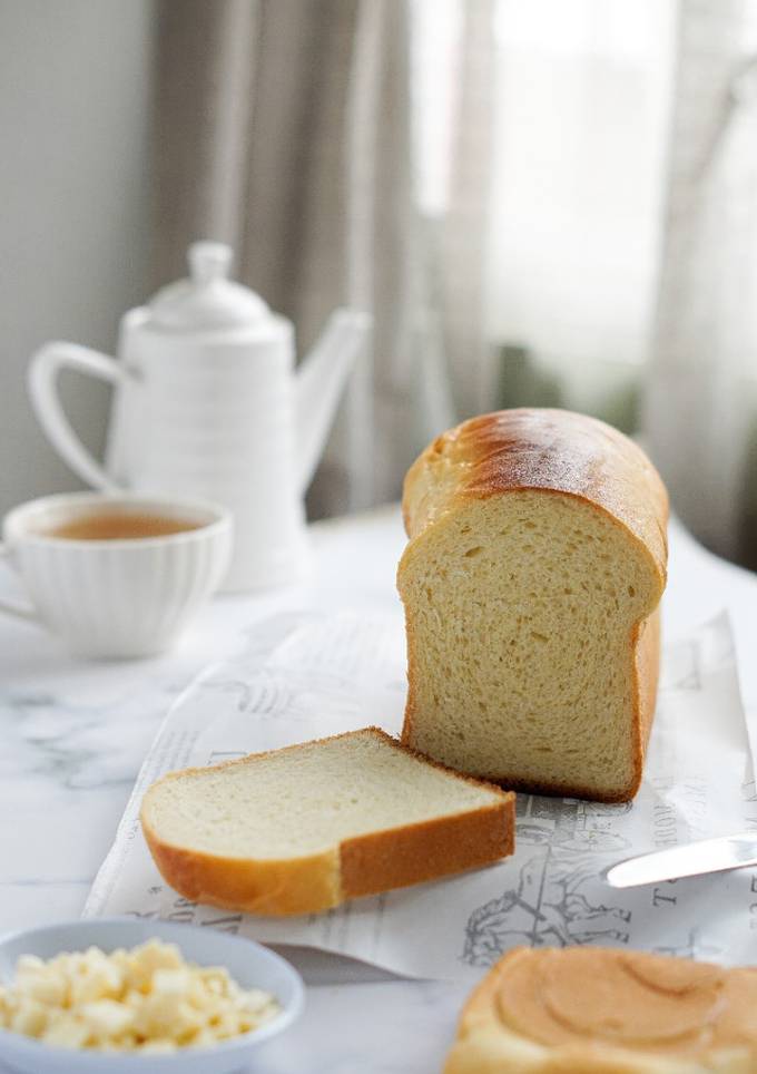 A picture of Sourdough Shokupan Bread.