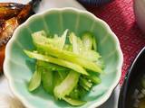 A picture of Quick celery salad - sasame oil flavoured セロリの中華和え.