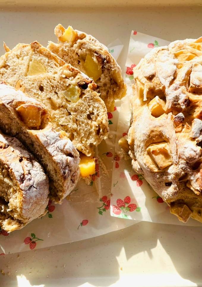 รูปของ หนมปังช่างเป็นแอปเปิ้ลถั่วรวมอบเชยๆ🍞🥜🌰 Artisan Apple Cinnamon Mixed Nuts Bread🍏🍎