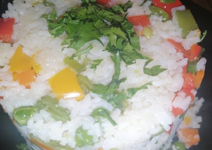 A picture of Vegetable rice.