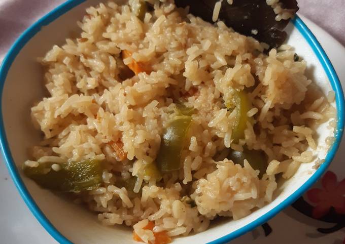 A picture of Vegetable pulao.