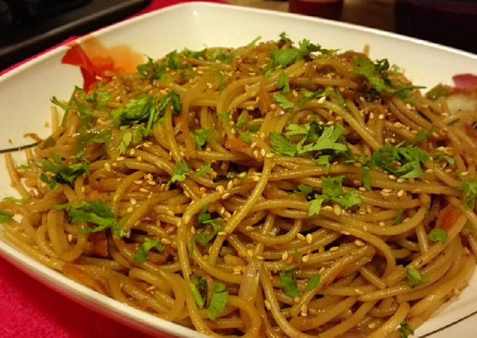 A picture of Vegetable Noodles.