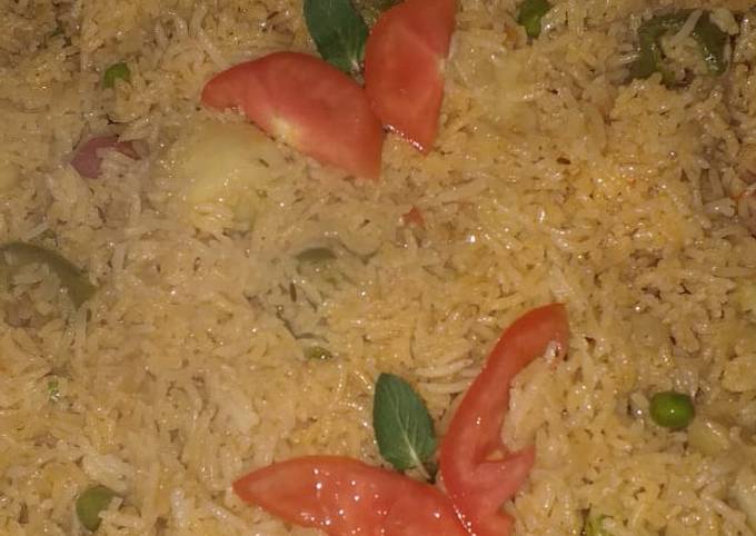 A picture of Mix vegetable Pulao.