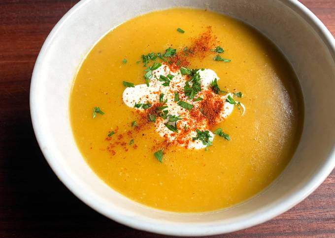 A picture of Carrot & Lentil Soup.