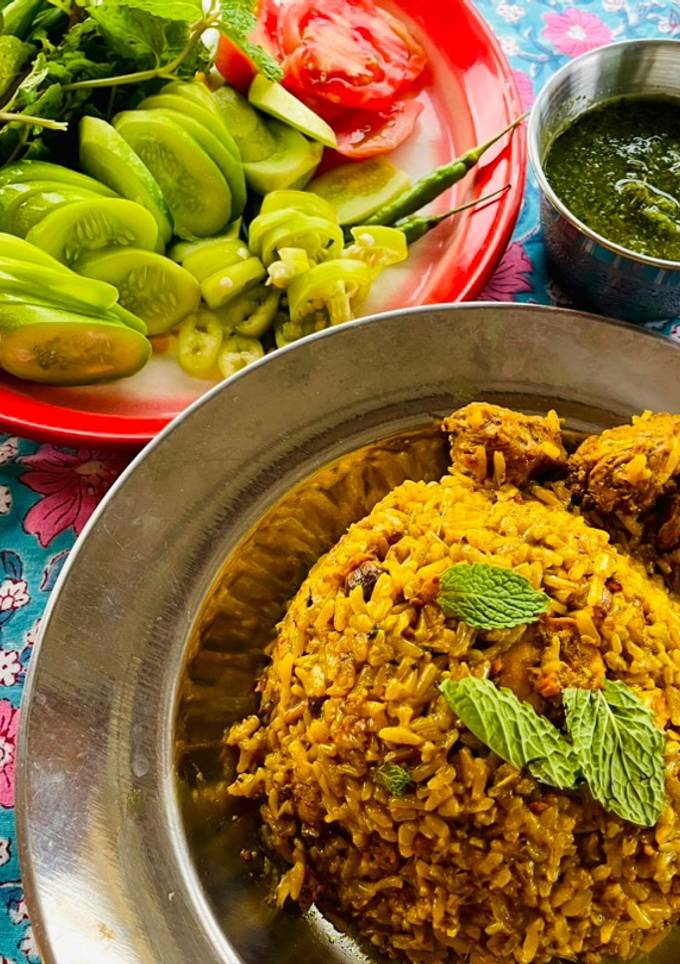 รูปของ ข้าวหมกไก่จากไก่ Tikka เหลือสำหรับ 1-2 ที่🌶️🧄🫚