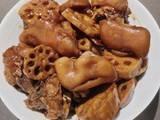 A picture of Dried Lotus Root with Knuckle.