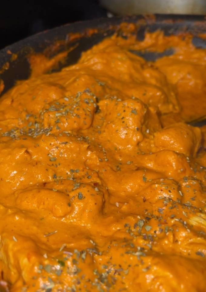 A picture of Butter Chicken.