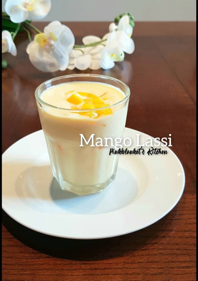 A picture of Mango Lassi.