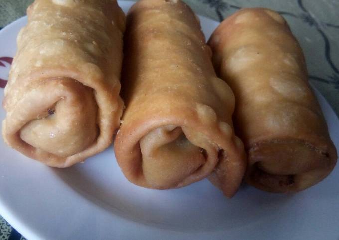 A picture of Vegetable spring rolls.