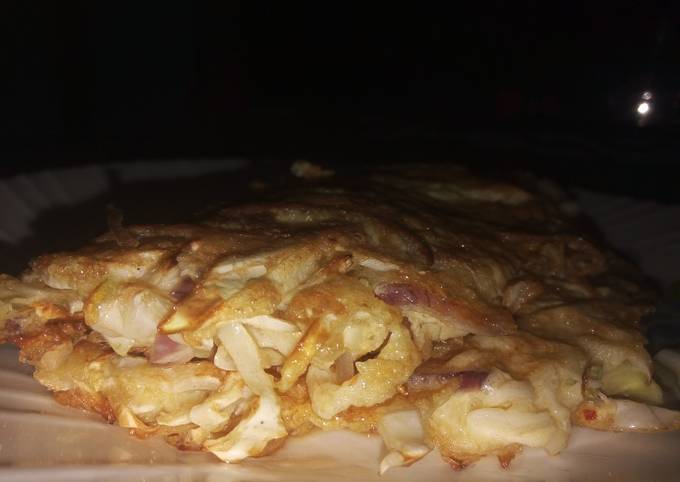 A picture of Cabbage Omelette.