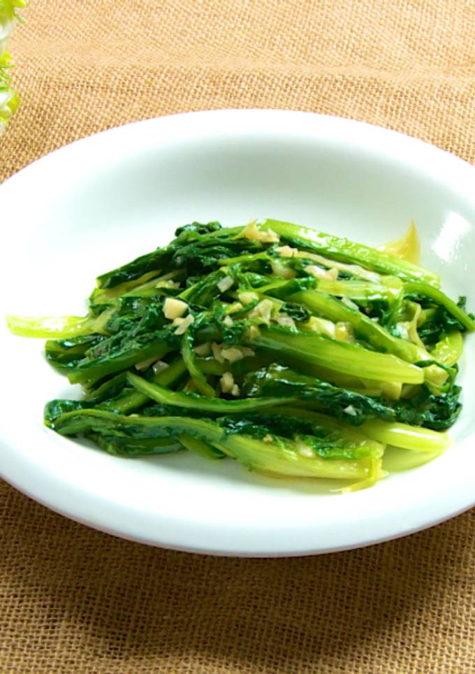 A picture of Stir-Fried Garlic Chinese Lettuce.