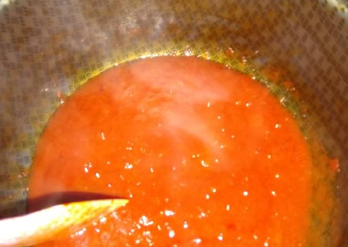 A picture of Tomato Paste.