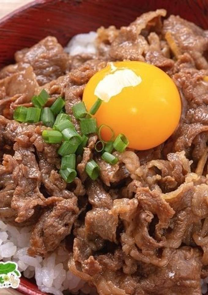 รูปของ ข้าวหน้าเนื้อ ง่ายๆ สูตรคีโต อร่อยแบบสุขภาพดี ที่ทำได้เองใน 15 นาที🥩🍴