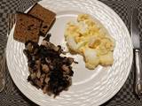 A picture of Herring with Mushrooms.