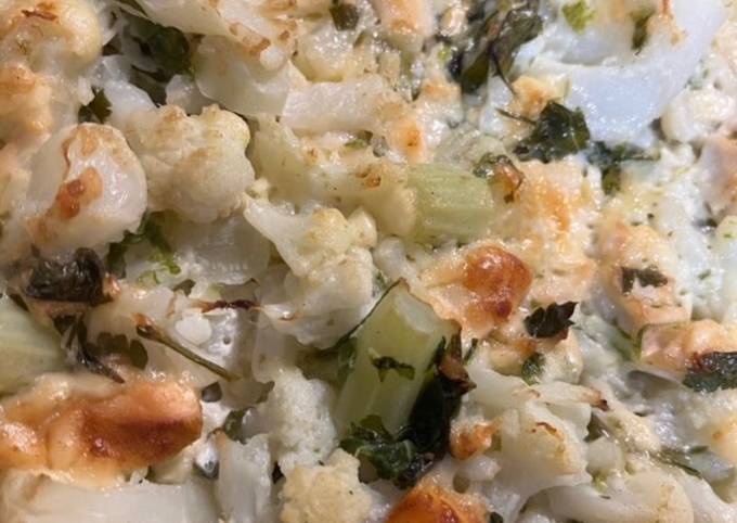 A picture of Cauliflower cheese.