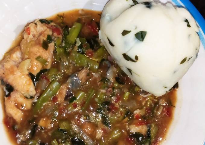 A picture of Fish with vegetable soup and tuwon dankali.