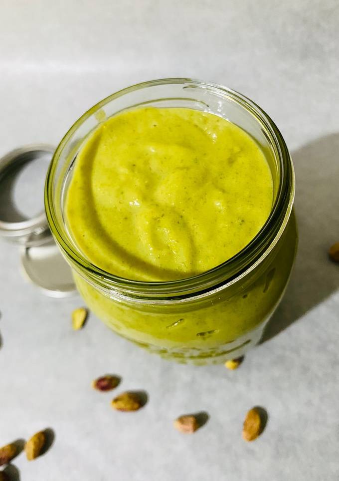 A picture of Homemade Pistachio Cream.