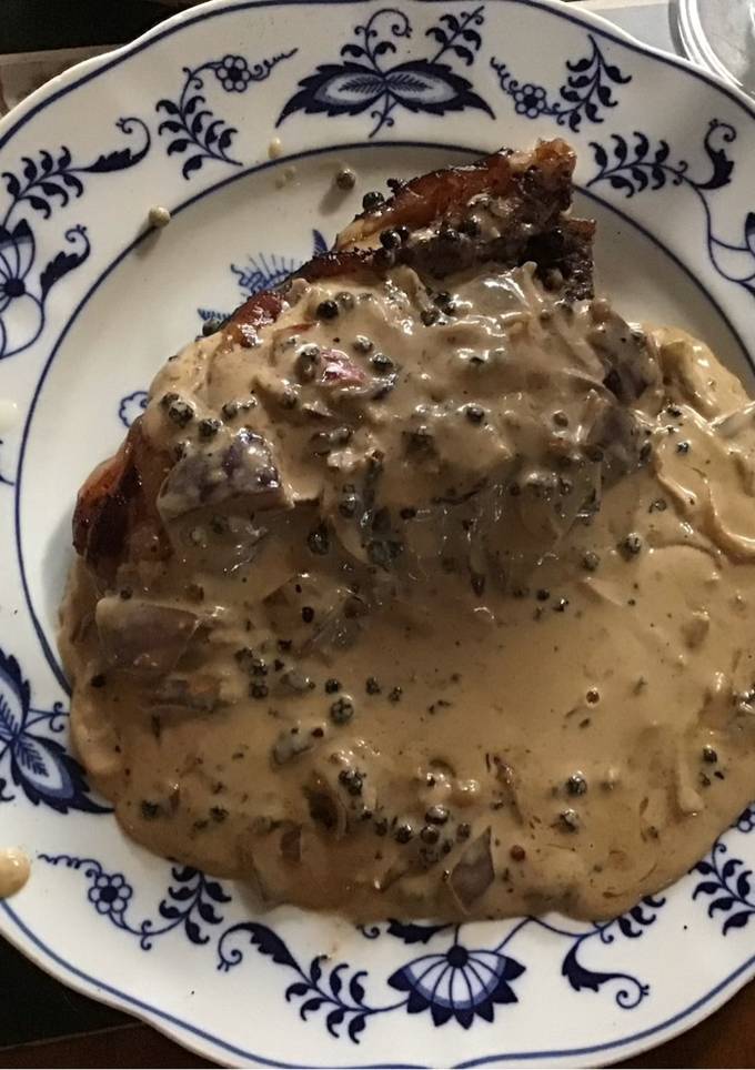 A picture of California Farm Wagyu Steak Au Poivre.