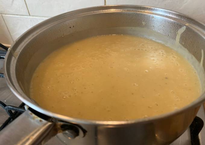 A picture of Spiced Caramelised onion and potato soup.