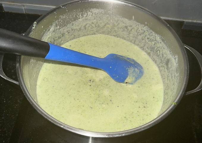 A picture of Cream of broccoli soup - easy from leftovers.