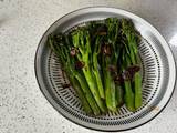 A picture of Tenderstem broccoli with garlic and soy sauce.