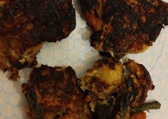 A picture of Leftover turkey & veg patties.