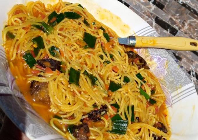 A picture of Vegetables spaghetti 🍜.