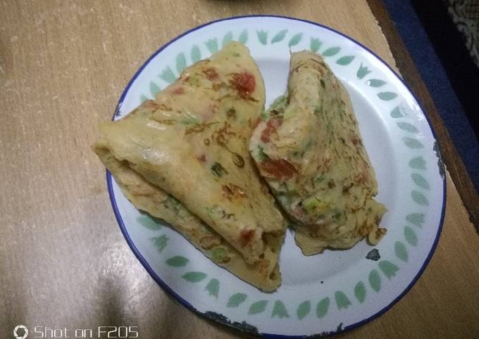 A picture of Vege crepe/ puncake.