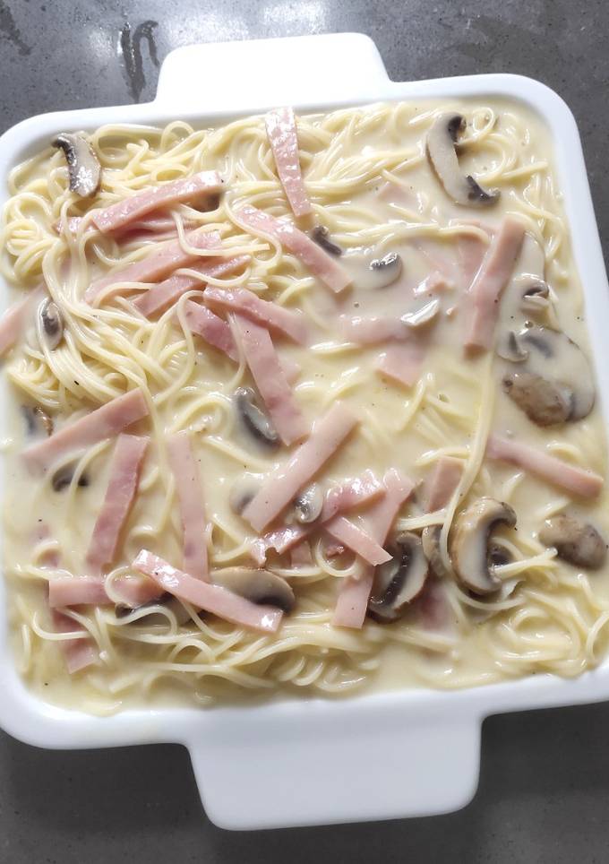 A picture of White Carbonara.