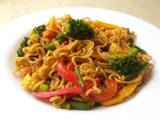 A picture of Stir fry veggie noodles.