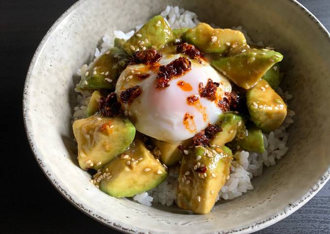 A picture of Avocado Rice Bowl with Garlic Sesame Sauce.