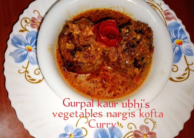 A picture of Vegetables 'nargis kofta curry'.