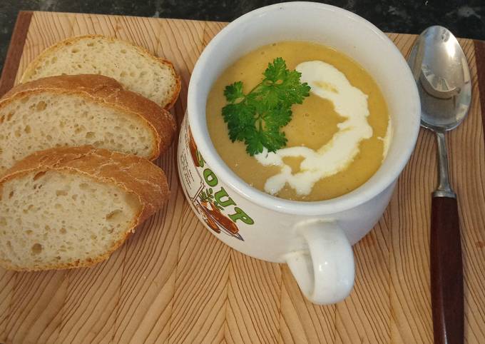 A picture of Parsnip and carrot soup.