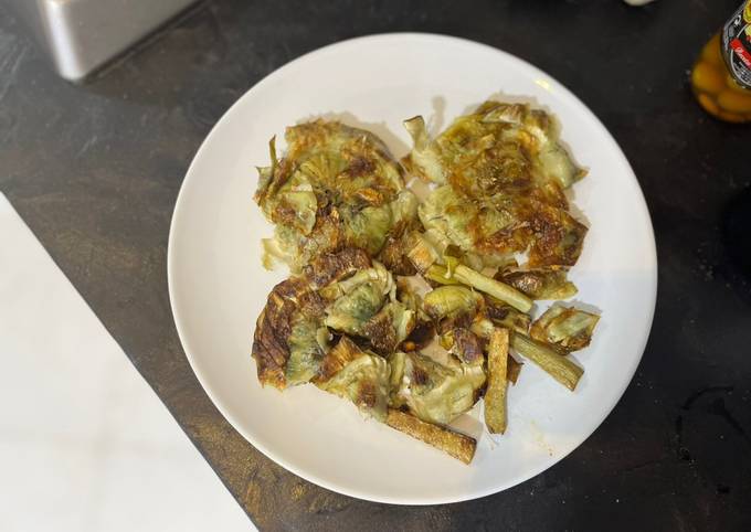 A picture of Grilled artichokes.