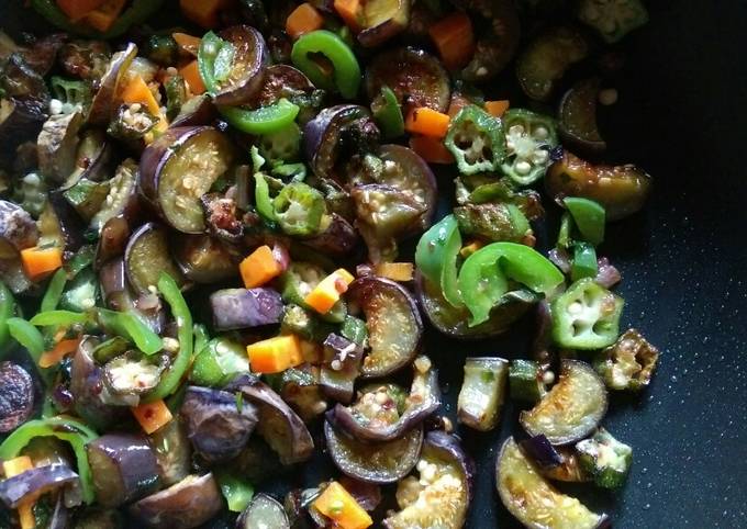 A picture of Egg plant and okra stir fry#4weekschallenge#charityrecipe.