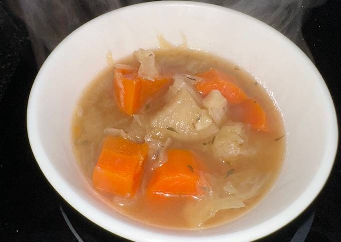 A picture of Chunky Veg Soup (can with Veg or Chicken Stock depending on Vegetarian) Great for DIETS 👅🥰.