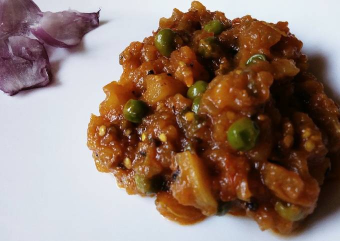 A picture of Roasted Eggplant with peas#weeklyjikonichallenge.