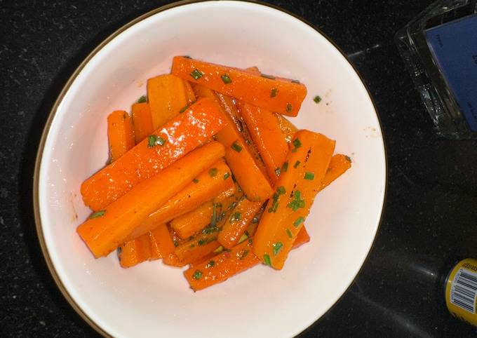 A picture of Honey glazed carrots.