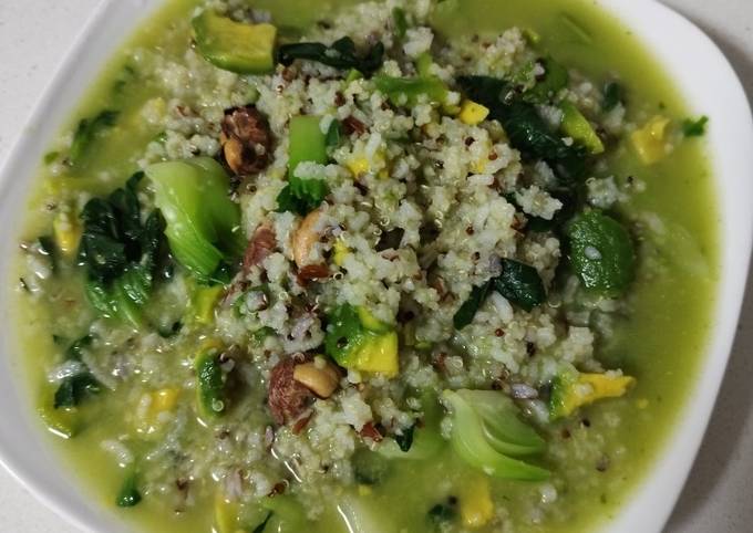 A picture of Avocado Rice Porridge.