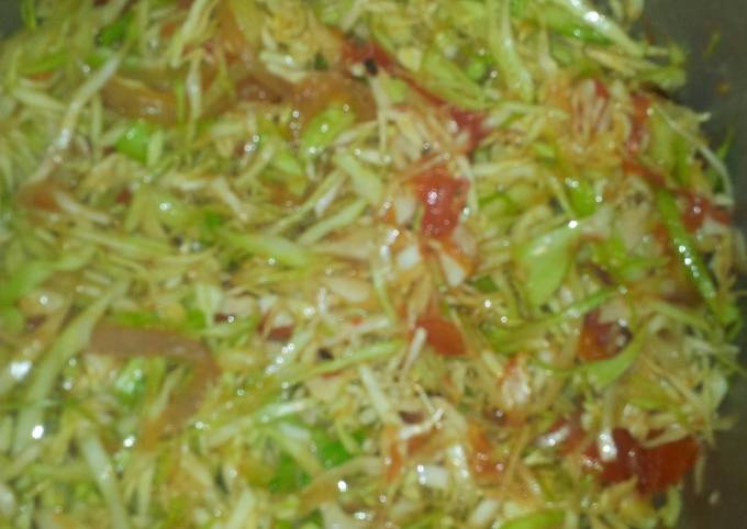 A picture of Steamed cabbage #weekely jikoni challange.