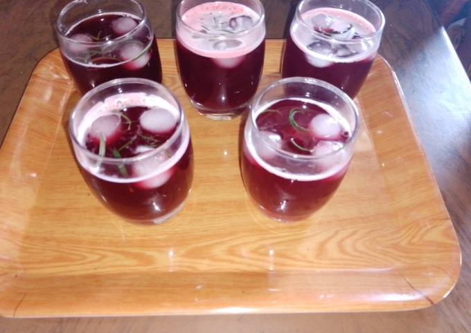 A picture of Rosemary & beetroot juice.