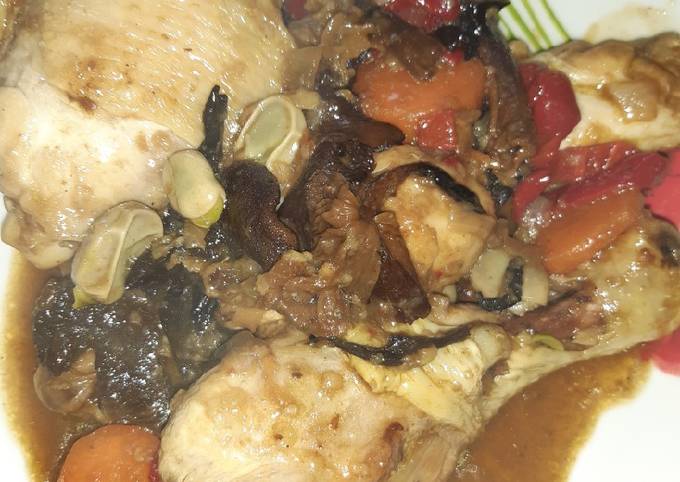 A picture of Wild mushrooms chicken casserole.